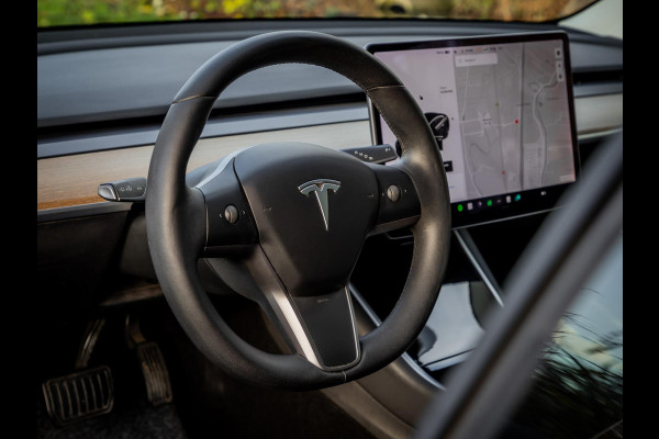 Tesla Model 3 Standard RWD Plus 60 kWh Autopilot Panoramadak