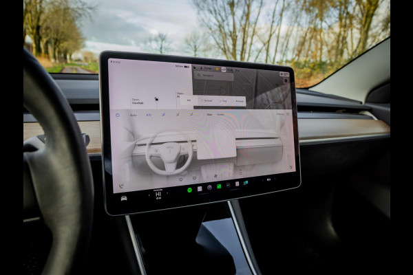 Tesla Model 3 Standard RWD Plus 60 kWh Autopilot Panoramadak