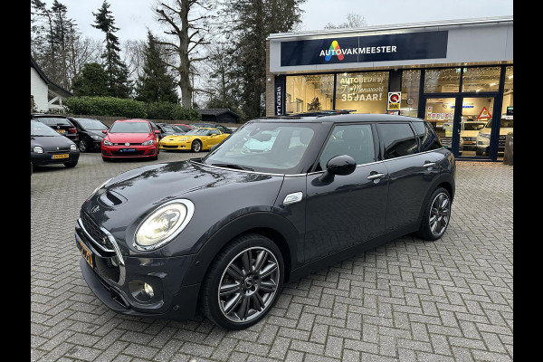 MINI Clubman 2.0 Cooper S 192PK Automaat Serious Business Navi|LED|Keyless|Panorama|Harman-Kardon