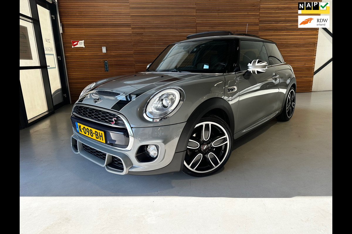 MINI Mini 2.0 Cooper S Chili JCW Serious Business | PANO | H&K | Head-Up | Ambient | PDC | Cruise | Full LED | Dealer onderhouden