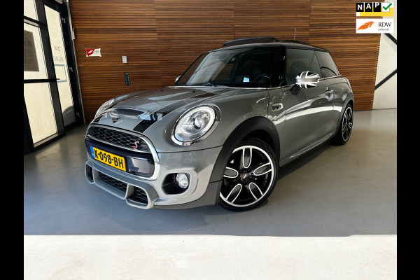 MINI Mini 2.0 Cooper S Chili JCW Serious Business | PANO | H&K | Head-Up | Ambient | PDC | Cruise | Full LED | Dealer onderhouden