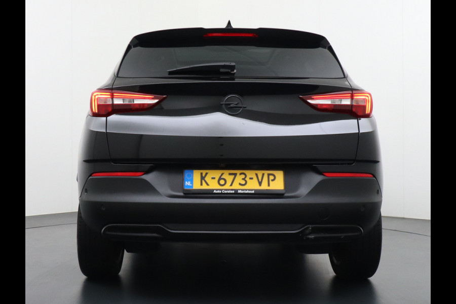 Opel Grandland X 1.6T 180PK Automaat Apple Carplay Android Auto Panoramadak Navi Ecc 360° Camera DAB Bluetooth Draadloze tel.lader Denon® Sound Dodehoek detector Lane Assist Lmv 19" Regen-Licht Sensor Pdc Adaptief licht Led Business Elegance 1e Eigenaar