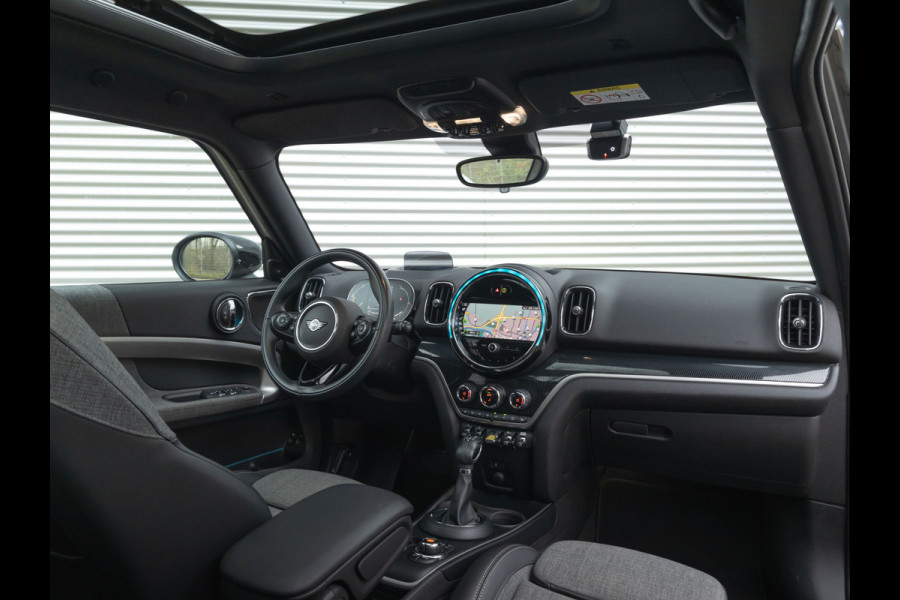 MINI Countryman Cooper SE ALL4 - Chili - Pano - Active Cruise Control - Harman Kardon