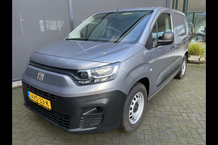 Fiat E-Doblò 136 L1 50 kWh Airco - Cruise control - ParkS-A - Radio - USB - CD+AB - Ramen E-VZ - L-Steun - Zijschuifd-R - Laadvloer - Tussenschot-V