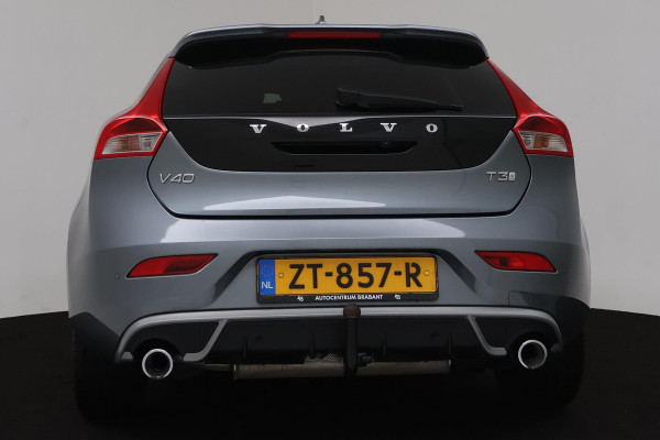 Volvo V40 1.5 T3 Polar+ Sport Automaat (PANORAMADAK, VIRTUAL, TREKHAAK, NAVIGATIE, STOELV, CLIMATE, NL-AUTO, GOED ONDERHOUDEN)