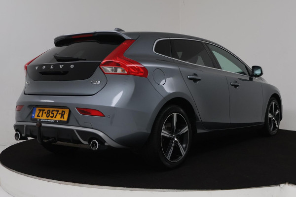 Volvo V40 1.5 T3 Polar+ Sport Automaat (PANORAMADAK, VIRTUAL, TREKHAAK, NAVIGATIE, STOELV, CLIMATE, NL-AUTO, GOED ONDERHOUDEN)