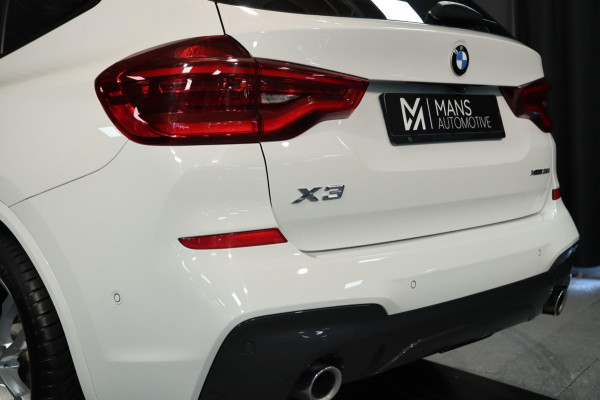 BMW X3 XDrive30i M Sport / PANODAK / ACC / KEYLESS / HUD / CAMERA / 19''