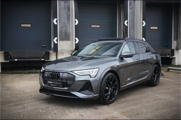 Audi e-tron e-tron 50 quattro Launch edition Black 71 kWh | S-Line | Panoramadak | Memory Seats | Trekhaak | Luchtvering | Adaptive Cruise Control | Camera | Keyless | Matrix LED | Leder | Stoelverwarming | NAP | BTW