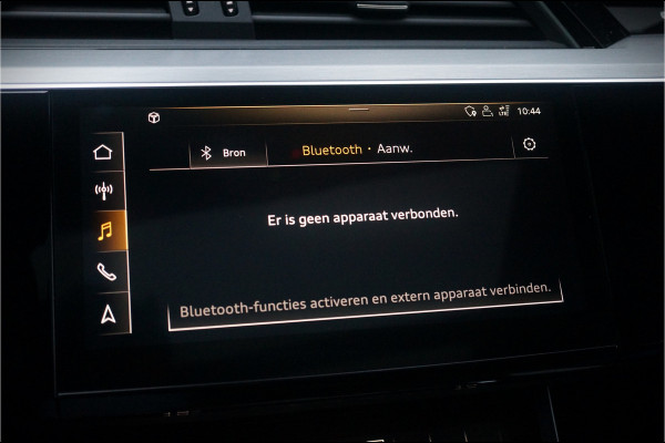 Audi e-tron e-tron 50 quattro Launch edition Black 71 kWh | S-Line | Panoramadak | Memory Seats | Trekhaak | Luchtvering | Adaptive Cruise Control | Camera | Keyless | Matrix LED | Leder | Stoelverwarming | NAP | BTW