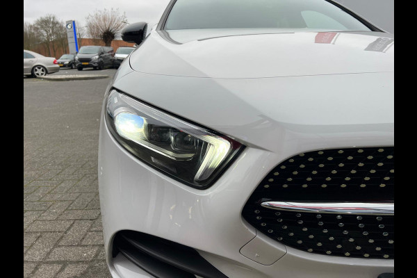 Mercedes-Benz A-Klasse 200 Premium Plus AMG Pano Memory