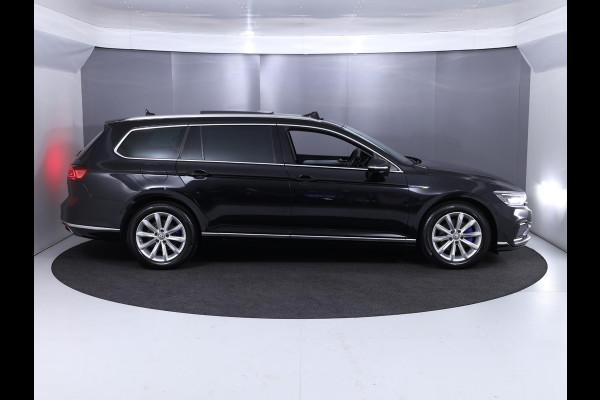 Volkswagen Passat Variant 1.4 TSI PHEV GTE Business 218 pk Automaat (DSG) | Navigatie | Panoramadak | Parkeersensoren (Park assist) | Rondomzicht camera | Stoelverwarming v/a | Elektr. voorstoelen |