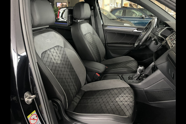 Volkswagen Tiguan 1.5 TSI Elegance Full options!! panorama schuif / kanteldak tv schermen 20 inch velgen