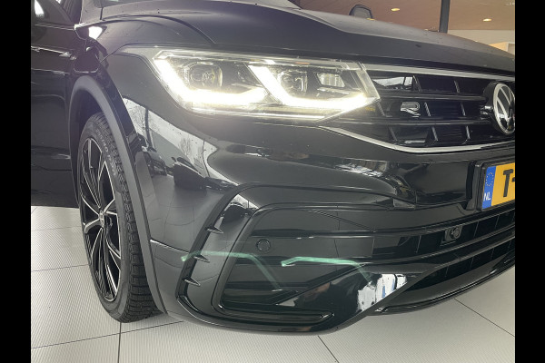 Volkswagen Tiguan 1.5 TSI Elegance Full options!! panorama schuif / kanteldak tv schermen 20 inch velgen