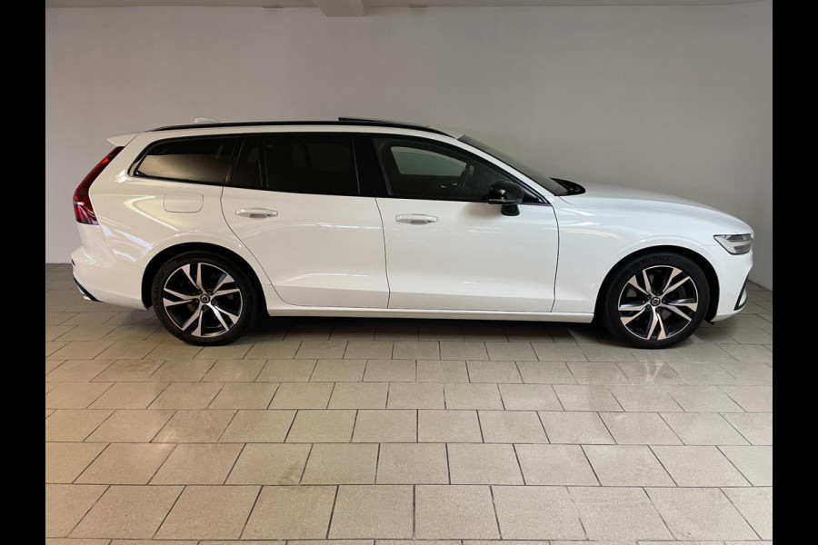 Volvo V60 2.0 T6 Recharge AWD R-Design 340PK PANO DAK AIRCO CLIMA NAVI CRUISE STOELVERW STUURVERW BLUETOOTH LEER VELGEN NIEUWSTAAT