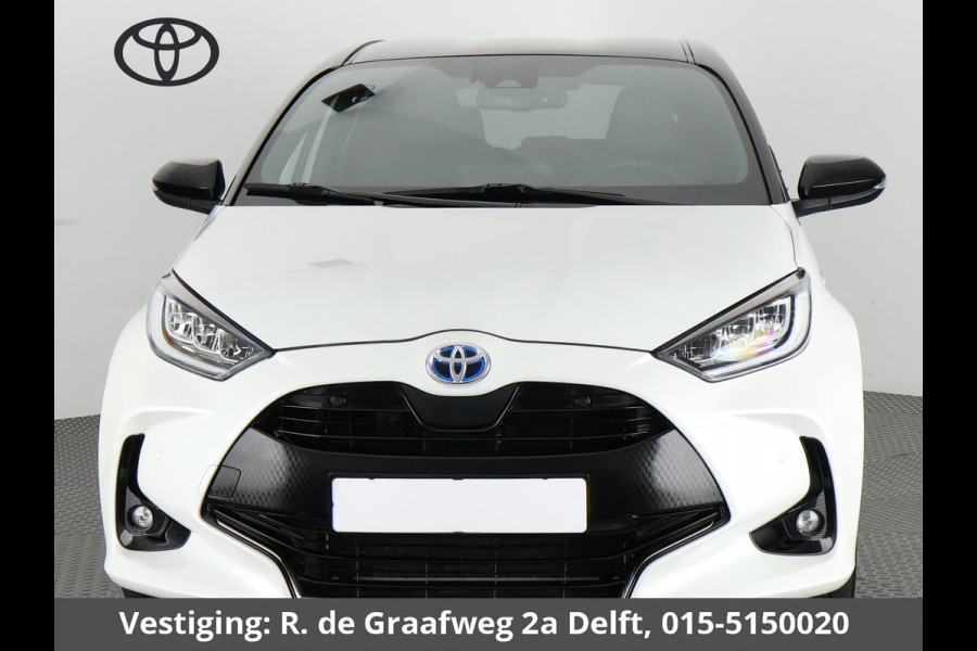 Toyota Yaris 1.5 Hybrid Executive Bi-Tone | Parkeersensoren voor & achter | Stoelverwarming | Leren bekleding |