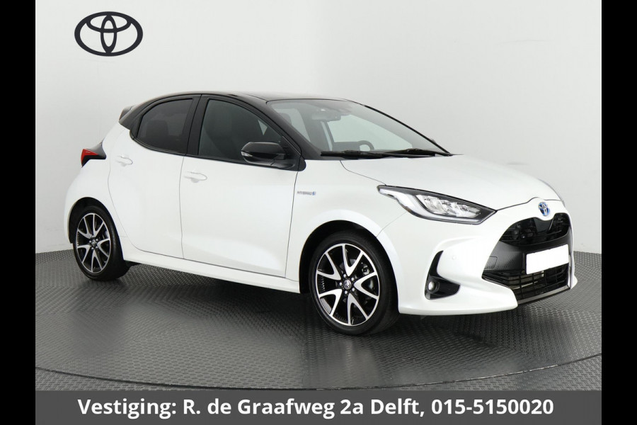 Toyota Yaris 1.5 Hybrid Executive Bi-Tone | Parkeersensoren voor & achter | Stoelverwarming | Leren bekleding |