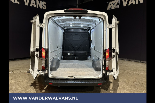 Ford Transit 2.0 TDCI 131pk L3H2 Euro6 Airco | Camera | Navigatie | Apple Carplay Cruisecontrol, Verwarmde voorruit, Stoelverwarming, Parkeersensoren, Bijrijdersbank