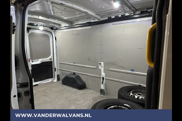 Ford Transit 2.0 TDCI 131pk L3H2 Euro6 Airco | Camera | Navigatie | Apple Carplay Cruisecontrol, Verwarmde voorruit, Stoelverwarming, Parkeersensoren, Bijrijdersbank