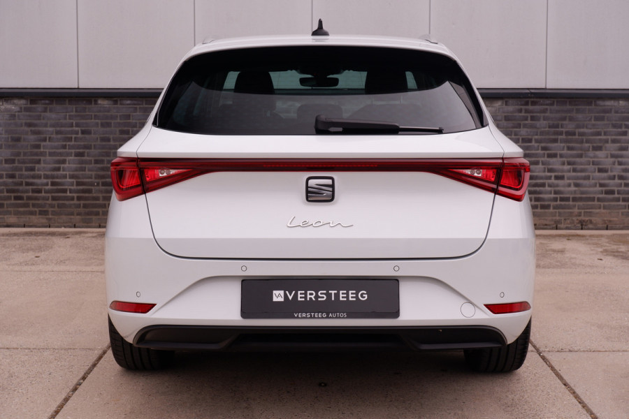 Seat Leon Sportstourer 1.5 eTSI Xcellence M-Hybrid | LED | Carplay | Navigatie | Keyless | Sfeerverl. | ECC | Adap. Cruise