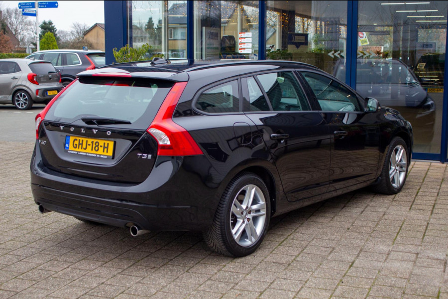 Volvo V60 1.5 T3 Polar | Prijs rijklaar incl. 12 mnd garantie | Lmv Navi Pdc Bluetooth Stoelverw. Cruise