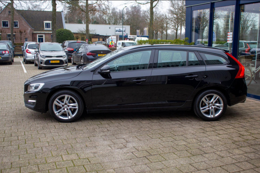 Volvo V60 1.5 T3 Polar | Prijs rijklaar incl. 12 mnd garantie | Lmv Navi Pdc Bluetooth Stoelverw. Cruise