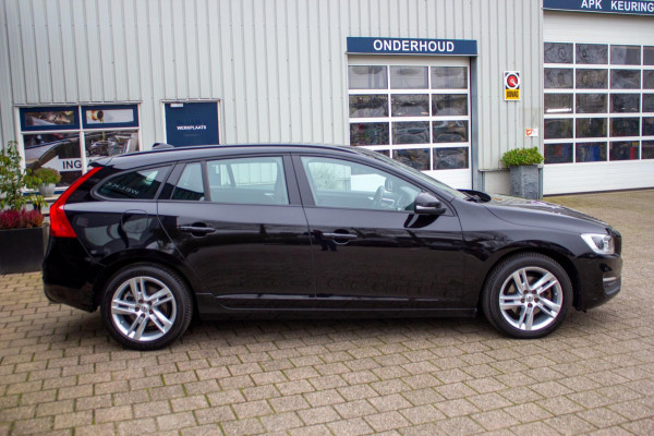 Volvo V60 1.5 T3 Polar | Prijs rijklaar incl. 12 mnd garantie | Lmv Navi Pdc Bluetooth Stoelverw. Cruise