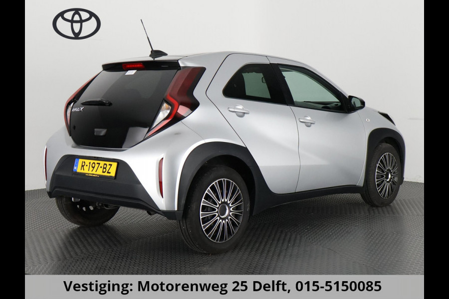 Toyota Aygo X 1.0 VVT-i PLAY DESIGN CARPLAY NAVI CAMERA.CRUISE.PRIVACY GARANTIE TOT 8-2032