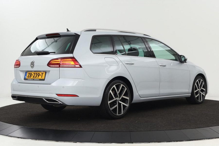 Volkswagen Golf 1.4 TSI Highline | Panoramadak | Stoel & stuurverwarming | Adaptive cruise | Trekhaak | Active Info | Massage | Keyless | Camera | Carplay | Navigatie | Full LED | R