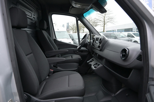 Mercedes-Benz Sprinter 317 CDI L3H2 MBUX met camera, Geveerde stoel, Climate controle