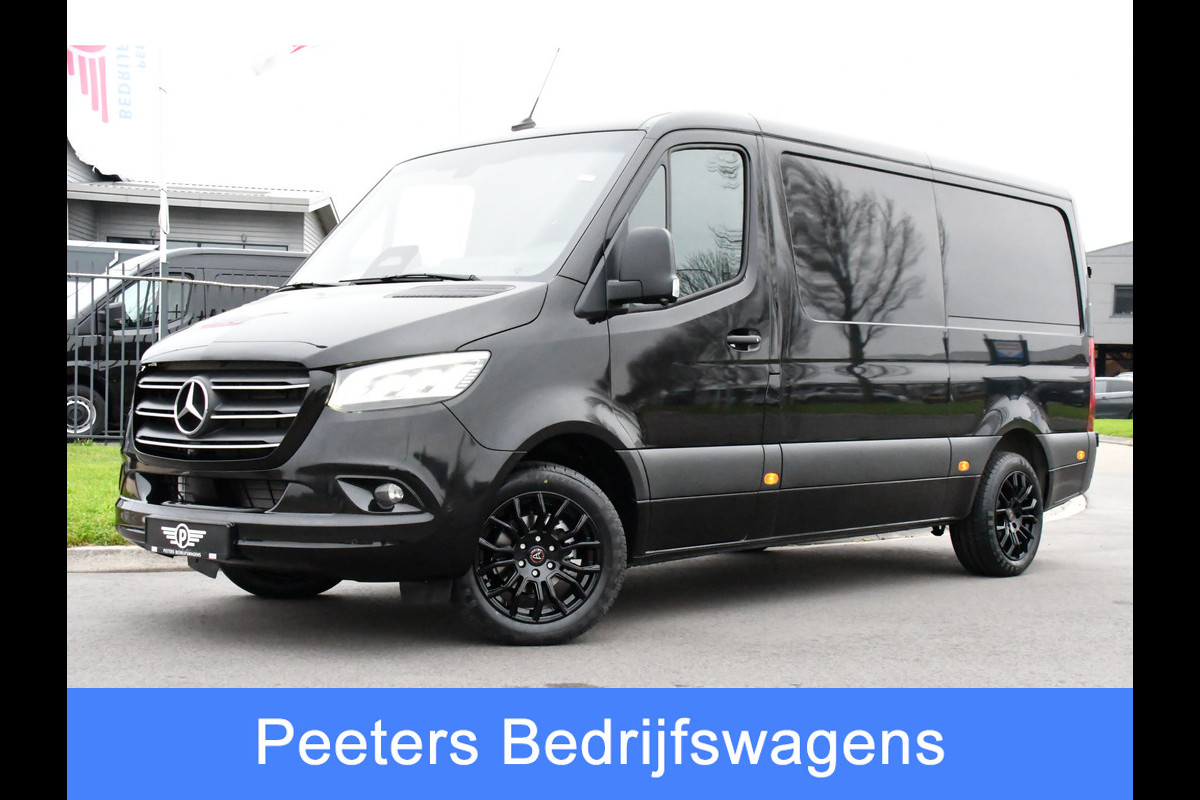 Mercedes-Benz Sprinter 319 1.9 CDI L2H1 Pro Black Edition Adaptieve Cruise, 360 Camera, 190PK, Automaat, Carplay, 3500KG Trekhaak, LED, Multimedia, Stoelverwarming, UNIEK!