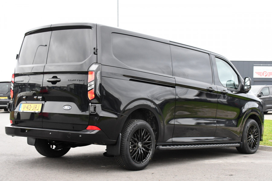 Ford Transit Custom 320 2.0 TDCI L2H1 Black Edition Limited Adaptieve Cruise, Camera, Virtual, Automaat, 70PK, Carplay, Multimedia, Stoelverwarming, UNIEK!