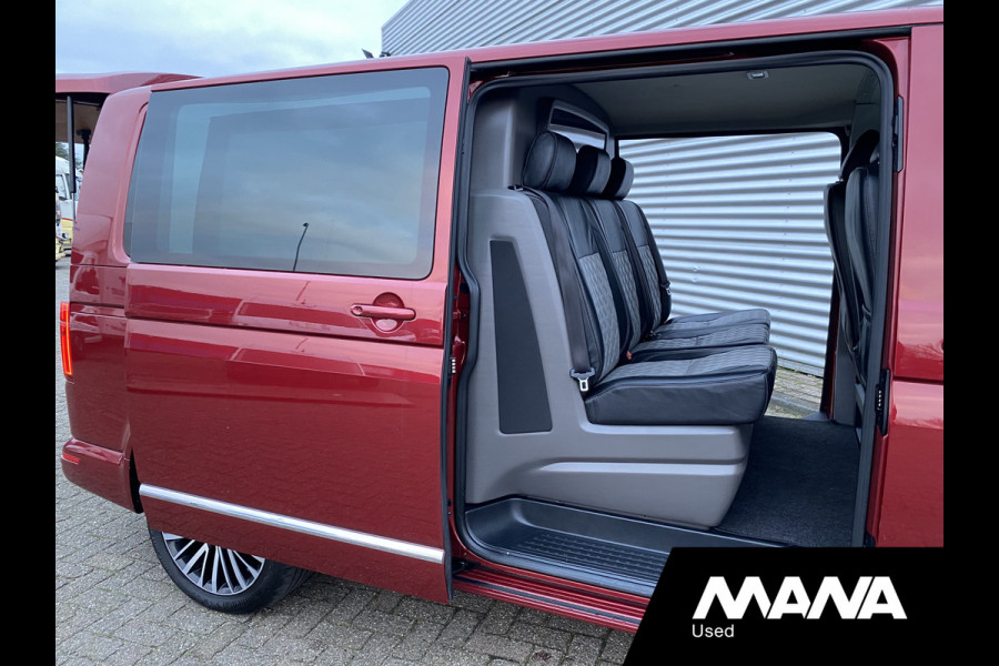 Volkswagen Transporter 2.0 TDI L2H1 30 DC Bulli 150PK Automaat 2X schuif Navi Car-Play Bluetooth Airco Sensoren Camera Trekhaak