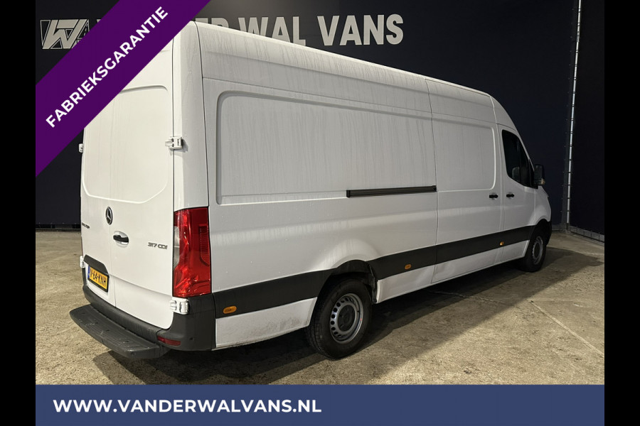 Mercedes-Benz Sprinter 317 CDI 170pk L3H2 Fabrieksgarantie Euro6 *** Airco | Camera | Apple Carplay | Cruisecontrol Android Auto, Parkeersensoren, Stoelverwarming, Bijrijdersbank