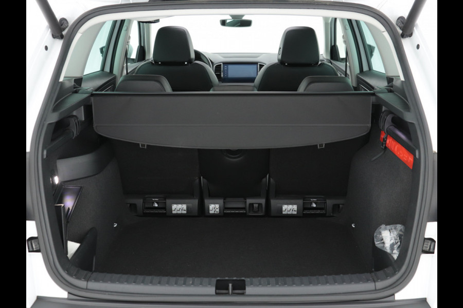 Škoda Karoq 1.6 TDI Style Business Travel-Pack Pro *PANO | FULL-LED | NAPPA-FULL-LEATHER | NAVI-FULLMAP | CANTON-PREMIUM-AUDIO | ADAPT.CRUISE | KEYLESS | CAMERA | DAB | AMBIENT-LIGHT |  TOWBAR | SPORT-SEATS | 18"ALU*