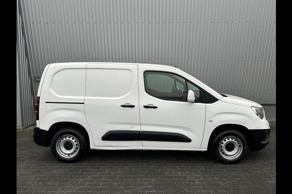 Opel Combo 1.5D L1H1*CARPLAY*NAVI*CRUISE*A/C*SHUIFDEUR* Opel Combo 1.5D L1H1 Edition*NAVI*CRUISE*A/C*