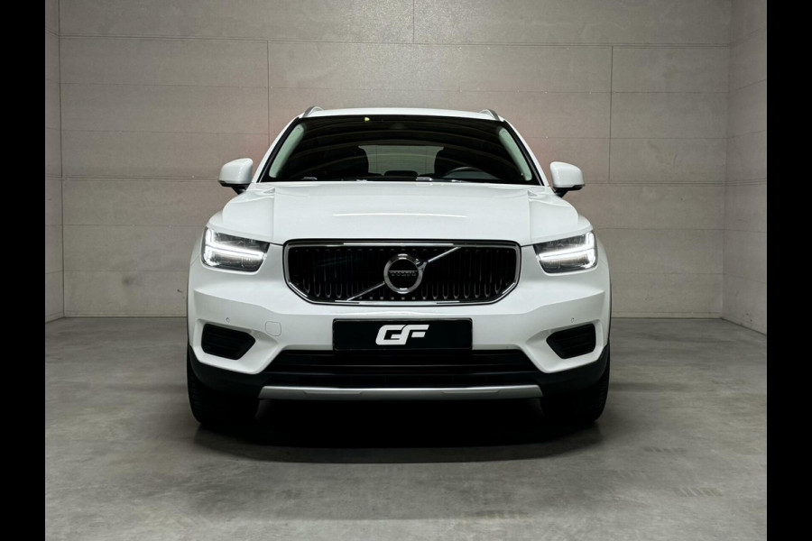 Volvo XC40 2.0 T4 Momentum Autopilot Navi Camera Trekhaak