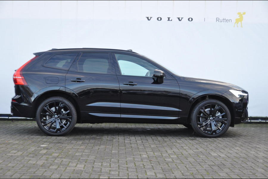 Volvo XC60 T6 350PK AWD Ultra Black Edition Long range / Head-up display / Harman Kardon audio / Panoramadak / BLIS / Elektrisch bedienbare voorstoelen / Memory seats / Verwarmbare stoelen / Keyless entry /