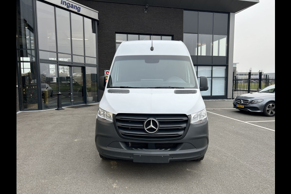 Mercedes-Benz Sprinter 317 CDI L2 H2 MBUX / Camera / Parkeersensoren / Carplay navigatie / Cruise control / Airco / 270 Graden achterdeuren