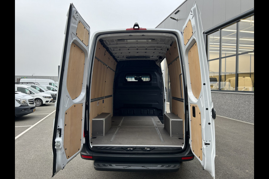 Mercedes-Benz Sprinter 317 CDI L2 H2 MBUX / Camera / Parkeersensoren / Carplay navigatie / Cruise control / Airco / 270 Graden achterdeuren