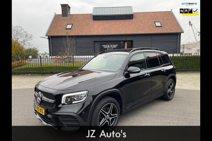 Mercedes-Benz Glb 200 AMG Line Night pakket Panoramadak AchteruirijCamera