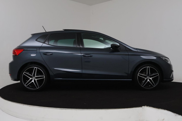 Seat Ibiza 1.0 TSI FR Business Intense Sport (PANORAMADAK, CAMERA, ADAPTIVE, PDC, STOELV, NAVI, LED, NL-AUTO, GOED ONDERHOUDEN)