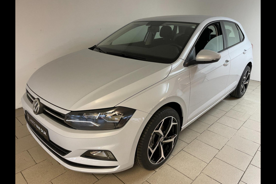 Volkswagen Polo 1.0 TSI Comfortline AIRCO NAVI CRUISE BLUETOOTH 17INCH VELGEN APPLE CARPLAY METALLIC LAK ZEER NETTE AUTO