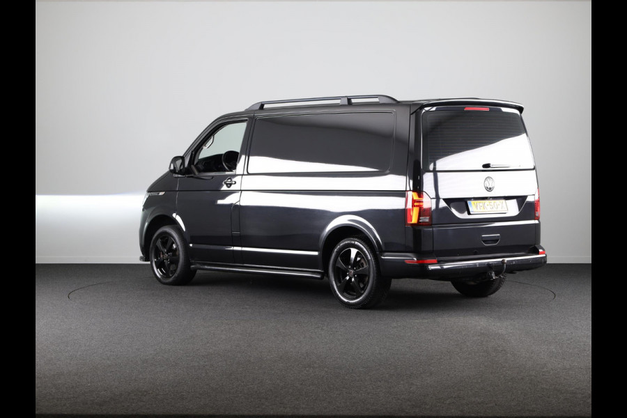 Volkswagen Transporter 2.0 TDI L1H1 110PK | Spoilerpakket | Trekhaak | LED koplampen | Parkeercamera | Stoelverwarming |