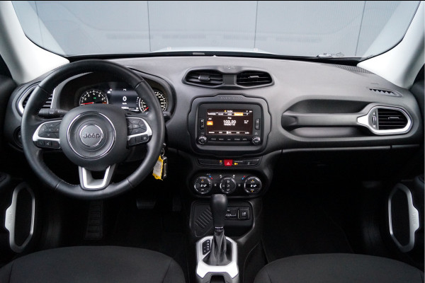 Jeep Renegade 1.4 MultiAir Limited | Panoramadak | Climate Control | Navigate | Parkeersensoren Voor + Achter