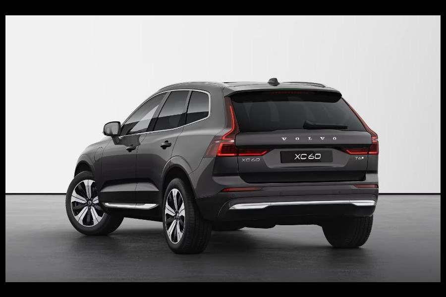 Volvo XC60 T6 350PK Automaat AWD Essential Edition / Park Assist / Driver Assist / Climate Pack / Panorama Dak / Adaptieve Cruisecontrol / Getinte Ramen /