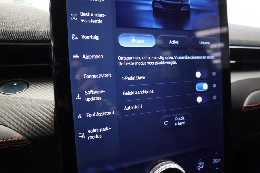 Ford Mustang Mach-E Premium AWD 75 kWh Navigatie Stoelverwarming PDC AWD Apple Carplay