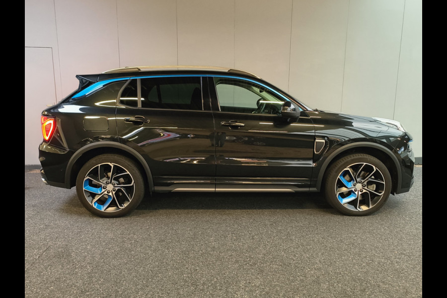 Lynk & Co 01 1.5 Turbo PHEV uit 2022 Trekhaak/*360° Camera* Pano/dak Apple/Carplay Adaptive/Cruise Rijklaar + 12 maanden Bovag-garantie Henk Jongen Auto's in Helmond,  al 50 jaar service zoals 't hoort!