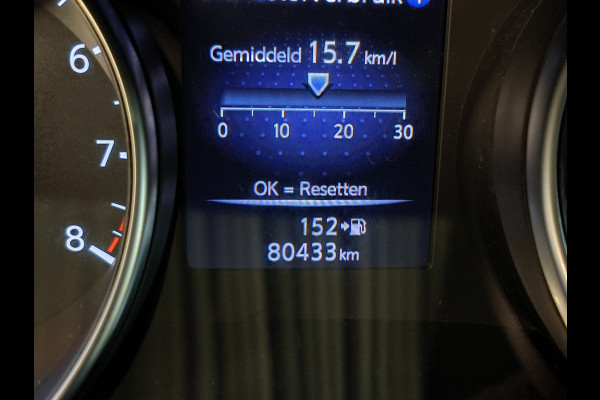 Nissan QASHQAI 1.2 N-Connecta uit 2018 + panoramadak, trekhaak 12 maanden Bovag-garantie Henk Jongen Auto's in Helmond,  al 50 jaar service zoals 't hoort!