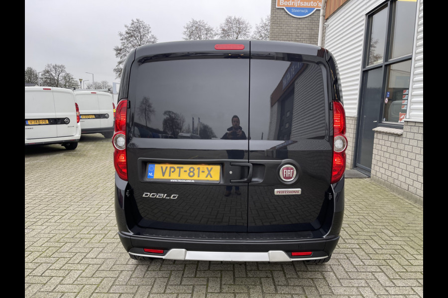 Fiat Dobló Cargo 1.6 MJ 105pk L1H1 S Trekking / vaste prijs rijklaar € 13.950 ex btw / lease vanaf € 256 / airco / cruise / zwart metallic / euro 6 / Apple Carplay Android Auto