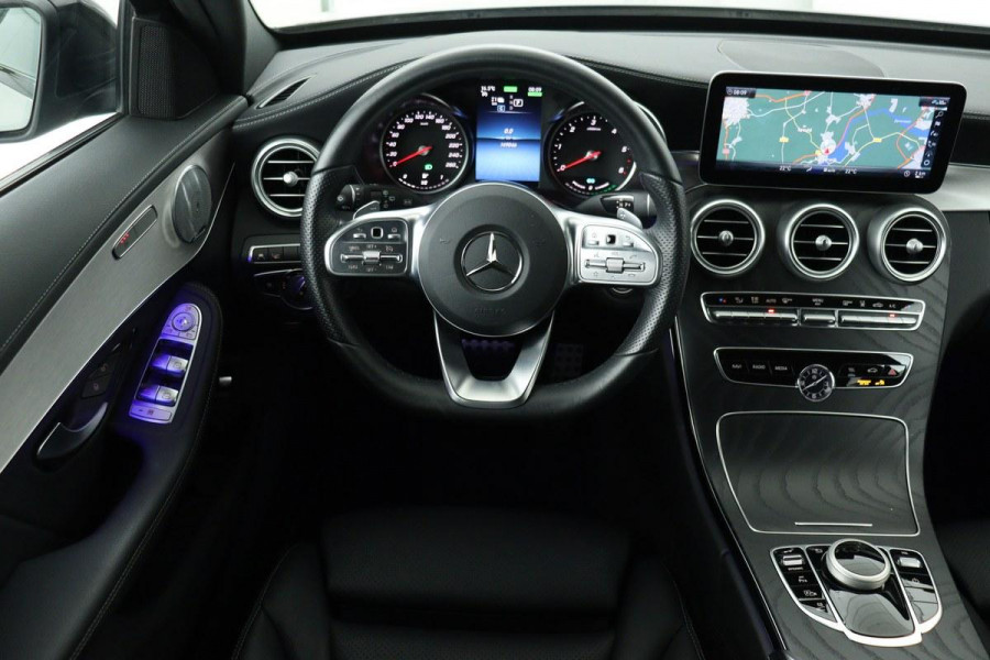 Mercedes-Benz C-Klasse 300de AMG Night | Leder | Trekhaak | Burmester Sound | Head-Up | Stoelverwarming | Camera | Carplay | Sfeerverlichting | Navigatie | Full LED